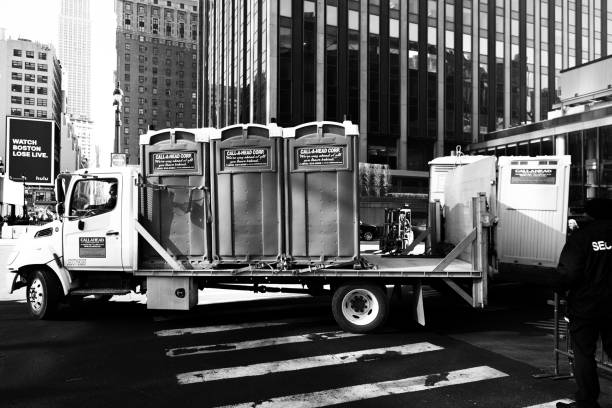 Best Luxury portable toilet rental  in Bellport, NY
